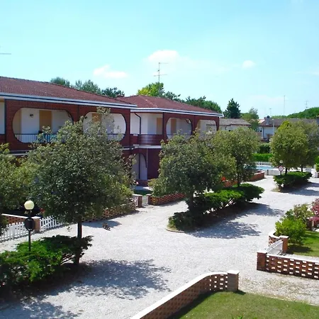 Belvilla By Oyo Fabienne 24 Villa *